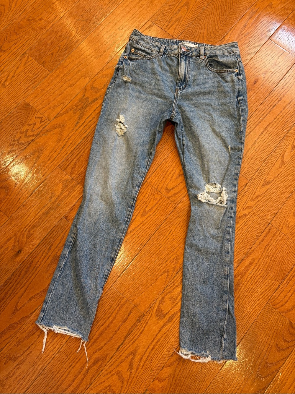 Garage Denim Mom Jeans Distressed Light Wash Jeans Women’s Size 07 Long 28